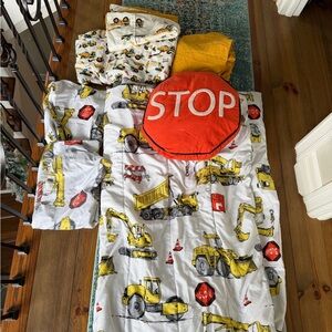 Waverly Yellow Construction Vehicle Bedding -full bed size. I